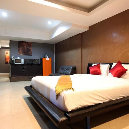 Del Mar Rooms Pattaya Exterior foto